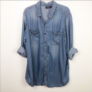 a.n.a. Chambray Button Down Studded Pocket Plus 1X